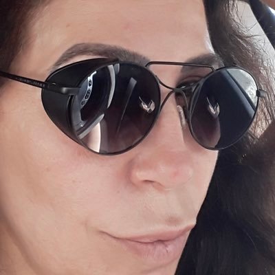 עיתונאים בתחפושת תודעתית מהונדסת, לא ישאירו אותנו על הספה. רק דגל אחד. דגל ישראל לעם ישראל לנצח נצחים🇮🇱🇮🇱🇮🇱🇮🇱🇮🇱🇮🇱