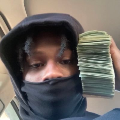 1donyeezy's profile picture. FREEBANDBANDIT🦅