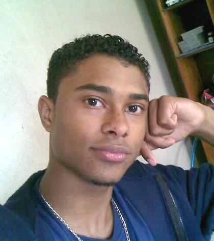 TrebleHkey's profile picture. Não existe derrota que derrote quem nasceu para vencer....

Essa é minha síntese!...

Welcome xD