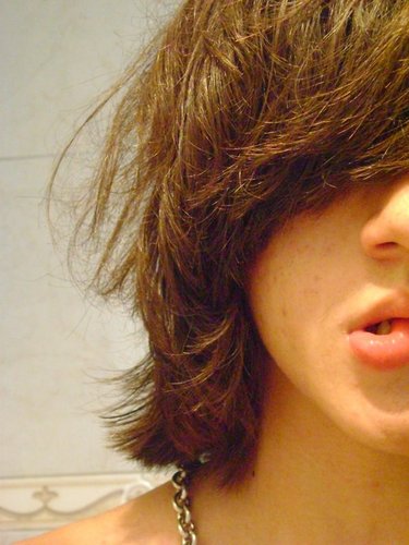 Modelo,Compositor, Estudante , Retardado , Idiota, Chato.... PO SEGUE AII , EU SIGO DE VOLTA ...eu estou tentando ficar com bastante seguidores... ajuda vaii !