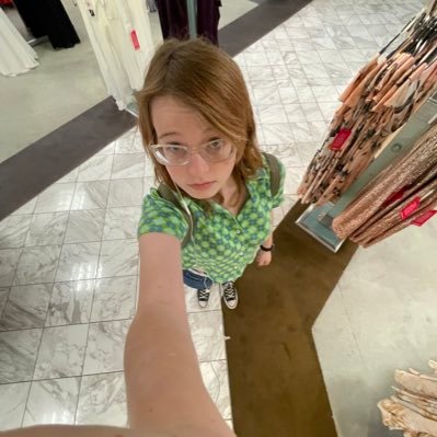 EmilyWi86323127's profile picture. lol