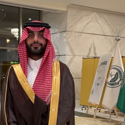 بكالوريوس إدارة أعمال ، مهتم بالمجال العقاري ، محب للخدمة الإنسانية والأعمال الخيرية .