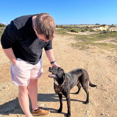 RobbieT1977's profile picture. 