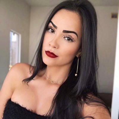 LuannaB22's profile picture. Seja a mudança que você quer ver no mundo.🌸💕