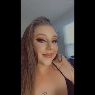 I’m too high to care😮💨 10.13|08.23👶🏻 Mother of 2💘 Italian🇮🇹 Aquarius♒️ 28🤪