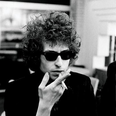 ramenilwh's profile picture. former famous iphone designer