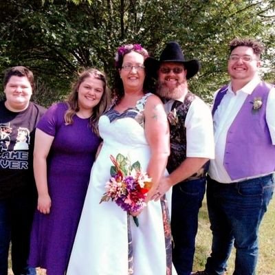 happygilmore621's profile picture. Married and loving Dad of two beautiful daughters Alexis and kaitlynne gilmore and son Zach they are my whole world and my very own GILMORE GIRLS ❤❤