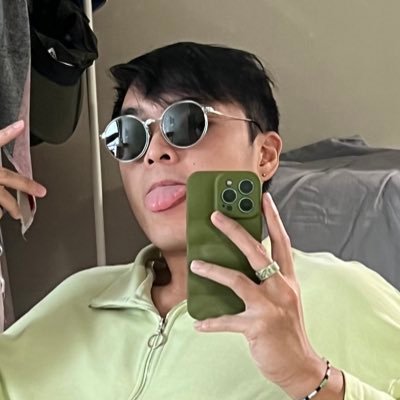 @DrewLooo_