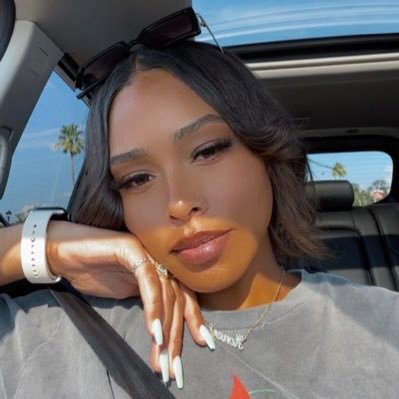 Undeniablekay's profile picture. Romans 8:18