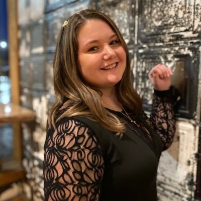 tiff_j0's profile picture. Tree Hugger // Dog Enthusiast