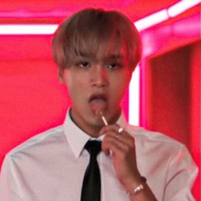 heartv0gue's profile picture. au addict