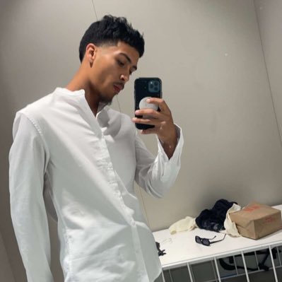 530’ 🦅 ralphmonje7@gmail.com https://t.co/Klm9SzVADC