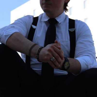 jgood_face's profile picture. Male Engineer who likes lifting heavy things