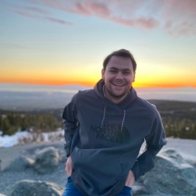 Ryan_Lindz's profile picture. It aint much but its mostly memes and sports. 👷🏻