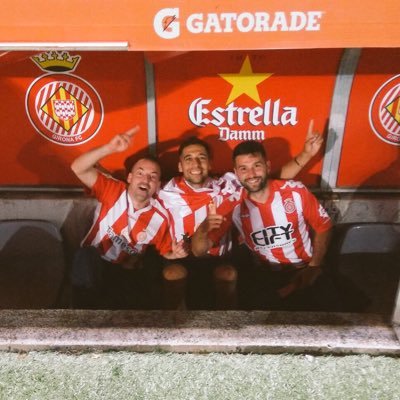 Ganar no es lo importante, es lo único. Mestre d'Educació Primària. Enamorat de la meva professió. Apassionat del futbol i dels esports. Soci del Girona FC.