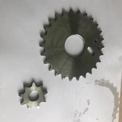 work as sales in Xingda Machinery company. specialize in producing gearbox and power transmission parts ( spur gears, gear rack, sprocket,...