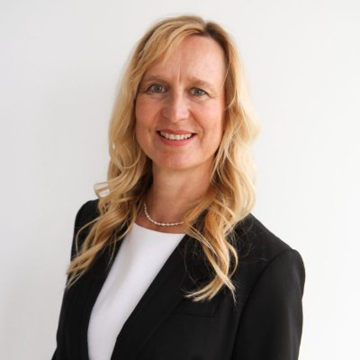 HeikeDahlmann's profile picture. Meine Themen: #homeoffice #ArbeitsweltenderZukunft  #leadership #letsstartup #hybridwork #selbstorganisation - Mein Motto: Denkanstöße & "think outside the box"