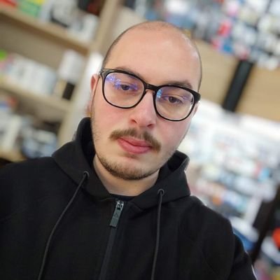 osmanoso22's profile picture. Graphic designer 😊
