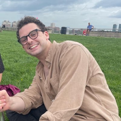 Comms + public affairs + dog person. Erstwhile campaign flack. Always @SetonHall. 🏃🏻♂️
