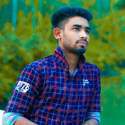 Ronironi49's profile picture. student