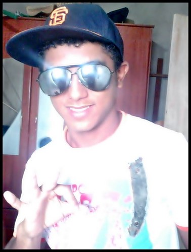 É nos forrozão namora ( microinfocn )
galera add aii meu MSN
 marcellohenryque@hotmail.com