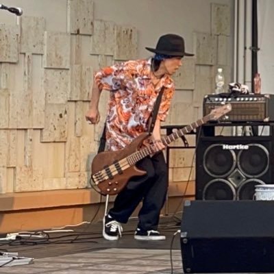 ”ストラップ長さ=男のプライドの高さ‼︎” DÄLLE/ZlÄ FUNERÄL/Lüstzöe/THE HATE HONEYに傾倒しております♪ Ibanez SR ・fender PB・greco by ATLANSIA stealth jr・greco BGB user
