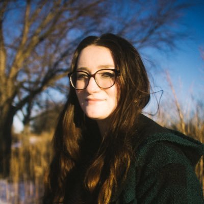 MaggieSchmidt9's profile picture. she/her