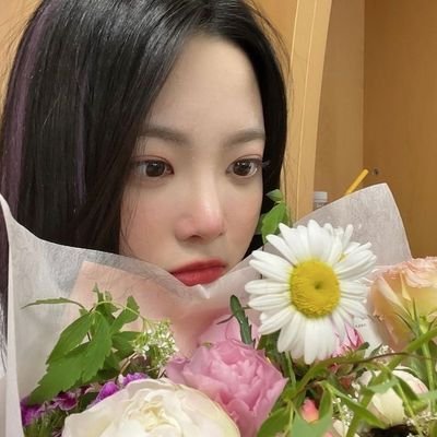 에이티즈 ⋆ 엔시티 ⋆ 세븐틴 ⋆ 르세라핌 :: tu me fais fleurir sans cesse avec ton amour. 🌱 lovely site