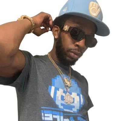 2GStaxx727's profile picture. Booking/Features Call or Text 757-572-2969. Email antoniocovil87@gmail.com. https://t.co/HWbusr3tqB