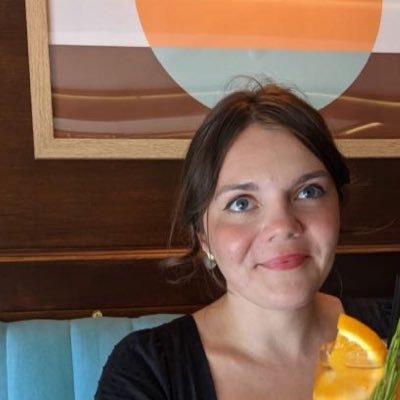 Primary teacher in Angus 👩🏻🏫 Design graduate, creative arts enthusiast and Sustainability Leader.