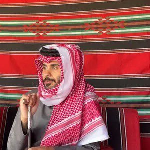 __aiib's profile picture. 