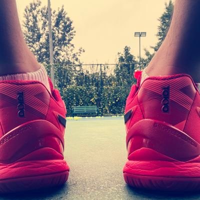 OsakabjTOKYO's profile picture. 可以约网球🎾3.5、186、90壮、92年、44.5、1