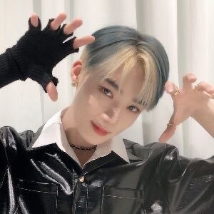 nyuiohc's profile picture. ‘chase’ era #뉴 lives rent free in my mind💓