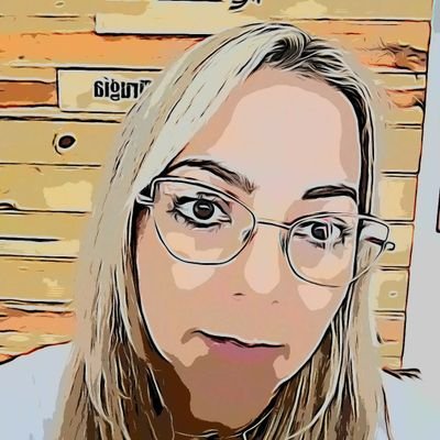 Madre, esposa e hija. Agradecida a Dios por los amores de mi vida y por cada día vivido. VENEZOLANA
