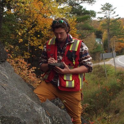 PhD Candidate @UWaterloo studying hot rocks in the Yakymchuk group | Cerified Parrothead | he/him