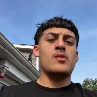 Carlos (@c_losss1) 's Twitter Profile