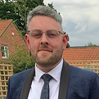 Consultant Clinical Psychologist. Autism & LD/ID. passionate about the NHS. LGBT+ visible leader in NHS 🏳️🌈 🏴