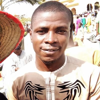 aterehabeeb002's profile picture. 