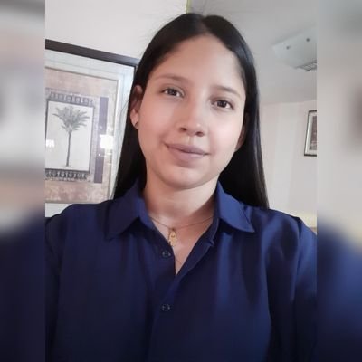 Estudiante de la Universidad de Guayaquil #LGIGFCAUG || Amo a los perros 🐶🥰 #ErikaPerez