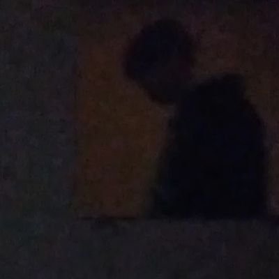 Основа: @ego_boleti
Угол для пожаловаться, поплакать и чего-то ещё.. tw: селфхарм