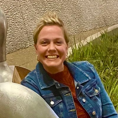 ShannonWask's profile picture. Here to follow basketball.