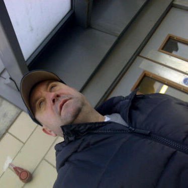 crofty9's profile picture. Proud Father of Two #ARSENAL #SOCIALIST #EATB,#WELLER, #NEWORDER #FAC33 70’s #BOWIE P 38 W 26 D 12 LOST 0