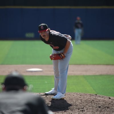 6’3 230 RHP Trinity University