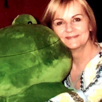 Hankalina1's profile picture. Kociara. Patrzę na świat. Czasem jeszcze się dziwię. A serce mam po lewej stronie. Demokracja. https://t.co/hgYXR4lgck w UE!