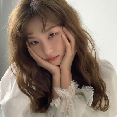 bunnimyeon's profile picture. erizen 🧩 #6️⃣5️⃣🎹