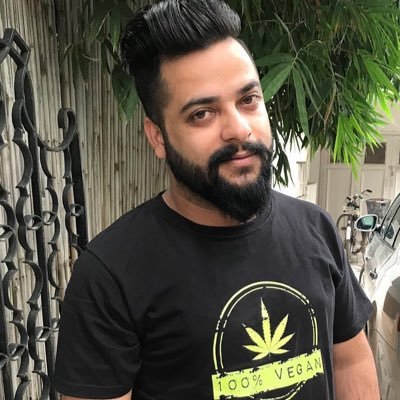 MrSumitDhiman's profile picture. 