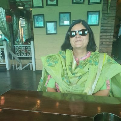 DeepaRa80297378's profile picture. SIMPLICITY & NATURALNESS ARE THE TRUEST MARKS OF DISTINCTION