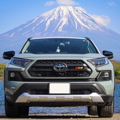 ソフトボールと遊助とRAV4 adventure