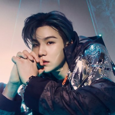 cindypham11's profile picture. Served in the BTS ARMY since 2013 💜