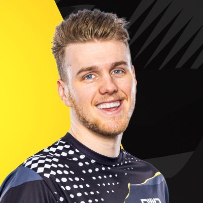 One of the guys from Fortnite 
@RedBullAU Player
Founder @TeamPWR
Apparel - https://t.co/We6nMjFvWp ⚡️ 

Business Inquiries: Lachlan.business@gmail.com